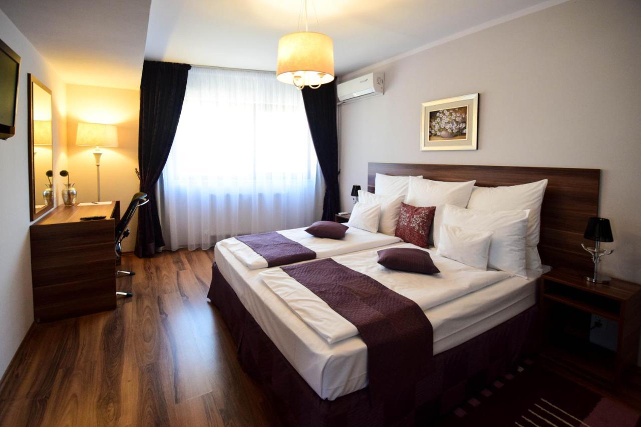 Cabrio Apart Hotel Cluj-Napoca Exterior photo