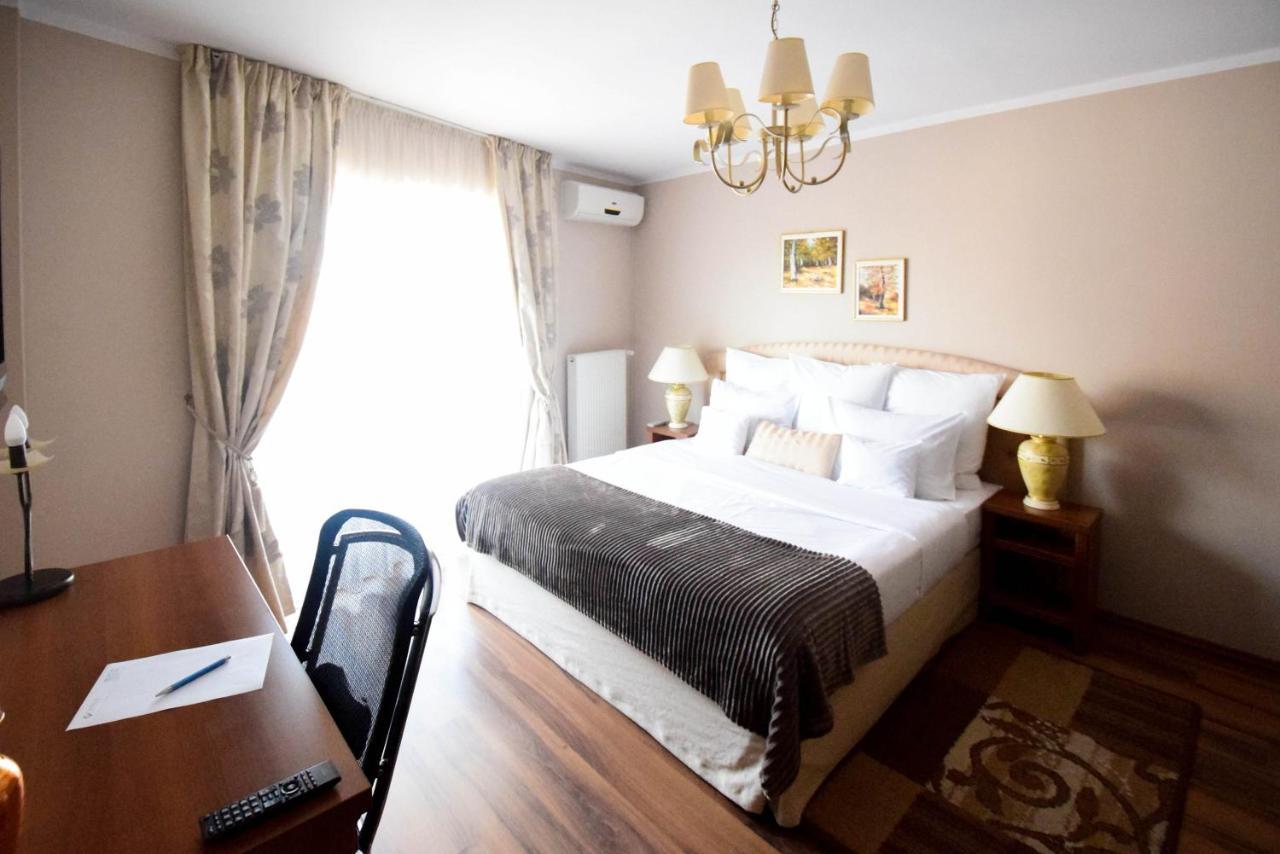 Cabrio Apart Hotel Cluj-Napoca Exterior photo